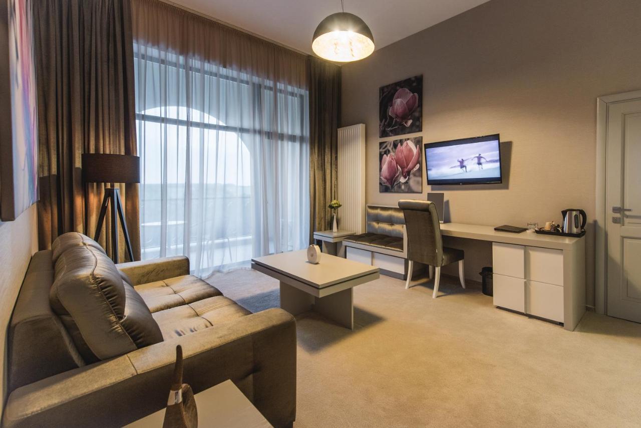 Hotel Edma อเล็กซานเดรีย ภายนอก รูปภาพ
