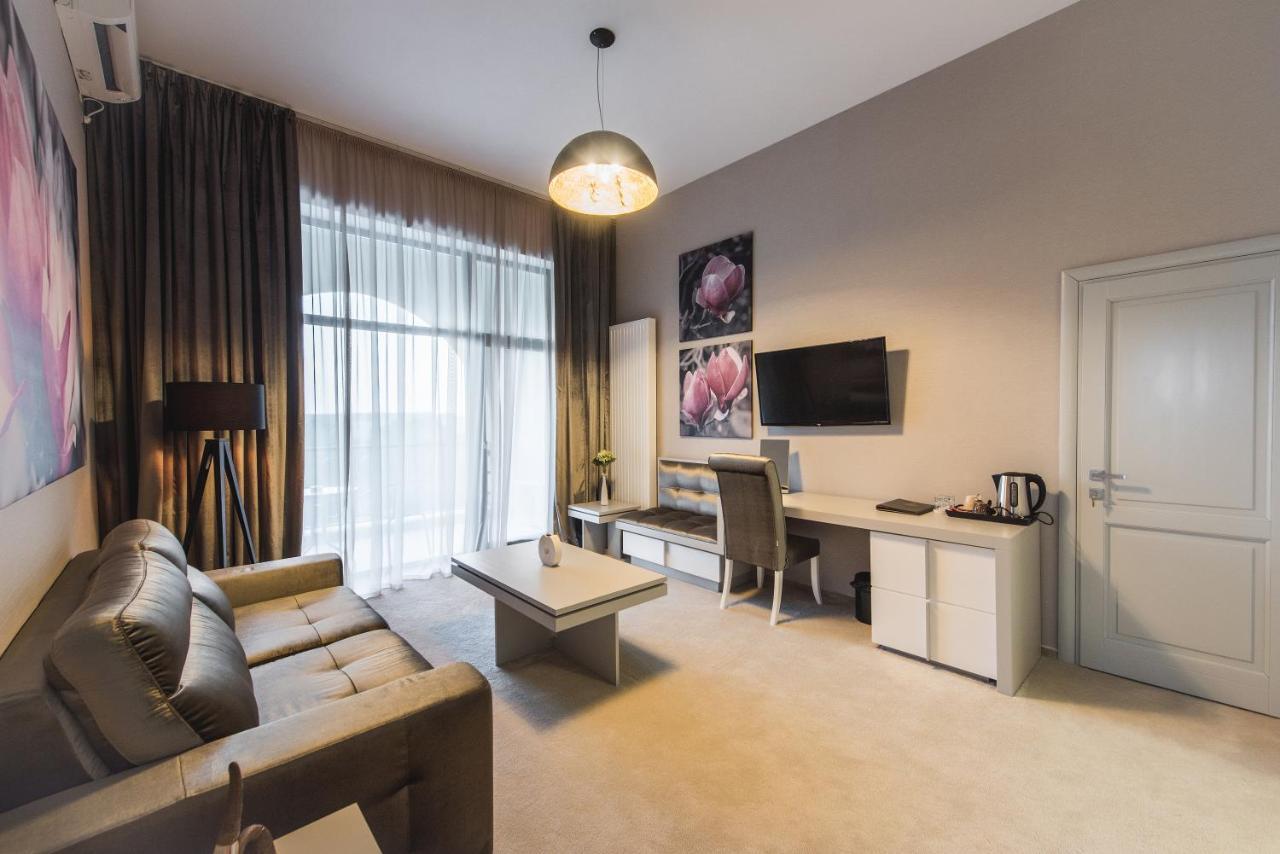 Hotel Edma อเล็กซานเดรีย ภายนอก รูปภาพ